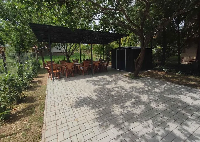 In - Balaton 45332 בית נופש *